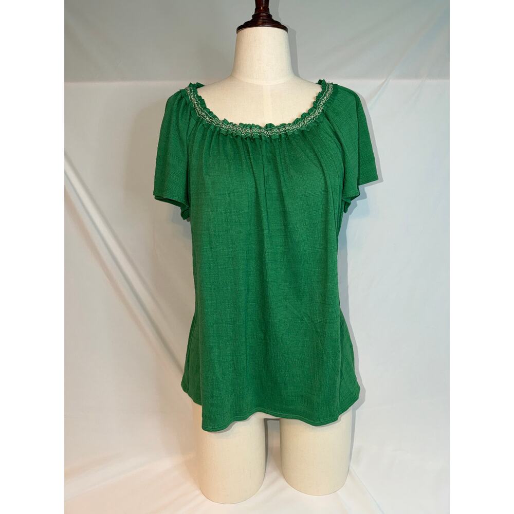 Max Studio Fancy Stitch Work Flutter Short Sleeve Green Top Size 1X